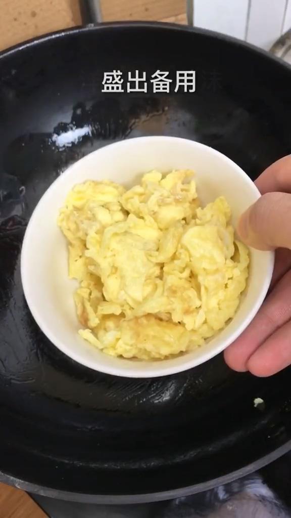 家常炒年糕的做法-家常味炒菜譜-易網健康養生網 家常炒年糕的做法-家常味炒菜譜