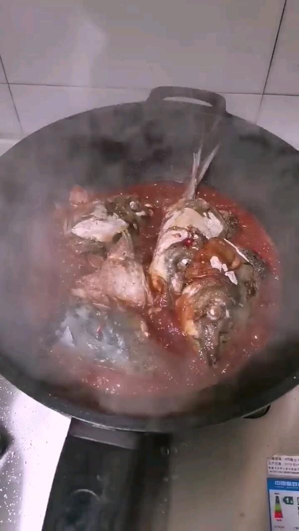 紅燒草魚頭的做法-家常味煮菜譜-易網健康養生網 紅燒草魚頭的做法-家常味煮菜譜