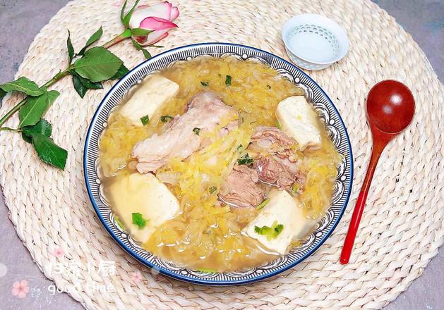 酸菜燉大骨的做法-咸鮮味燉菜譜-易網(wǎng)健康養(yǎng)生網(wǎng) 酸菜燉大骨的做法-咸鮮味燉菜譜