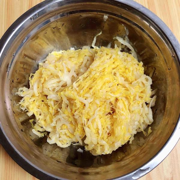 酸菜燉大骨的做法-咸鮮味燉菜譜-易網(wǎng)健康養(yǎng)生網(wǎng) 酸菜燉大骨的做法-咸鮮味燉菜譜