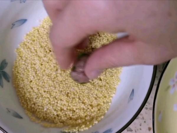 小米牛肉丸子的做法-家常味蒸菜譜