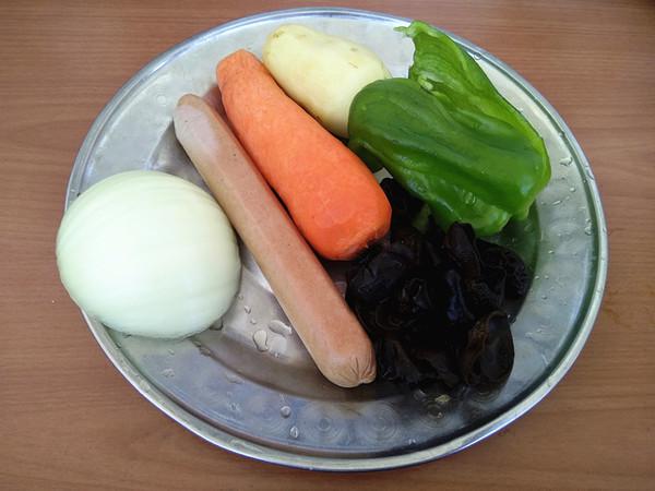 牛肉腸時蔬炒飯的做法-咸鮮味炒菜譜