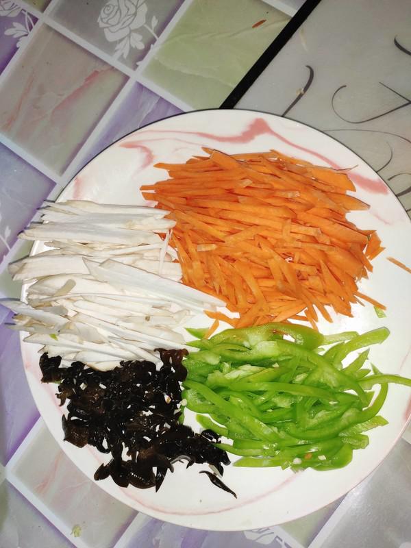 雞腿菇炒三絲的做法-魚香味炒菜譜