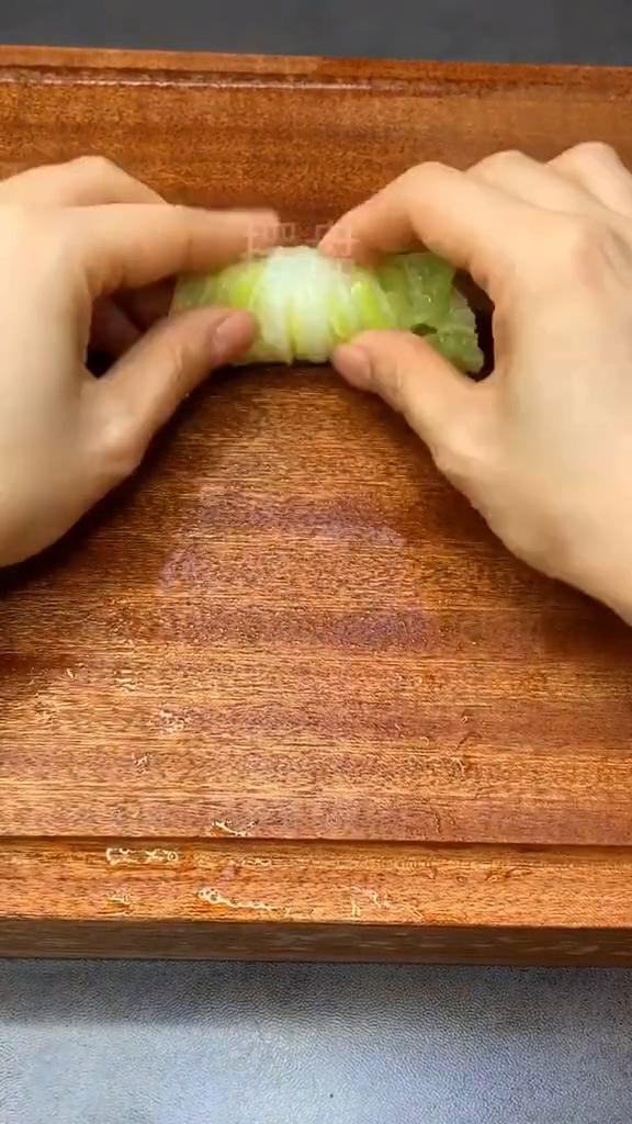 蒜蓉白菜的做法-家常味炒菜譜