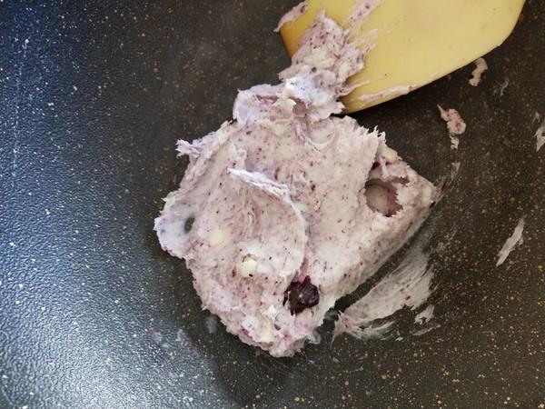 藍莓山藥西多士的做法-果味煎菜譜