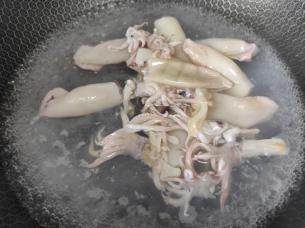 魷魚這么做，絕對好吃還不上火?的做法-家常味煮菜譜