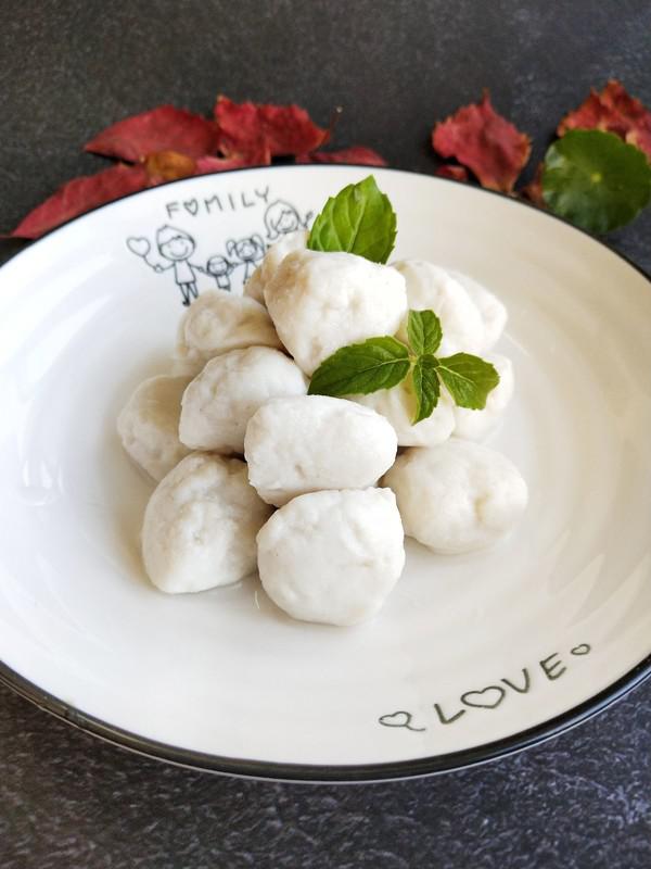 手打魚(yú)丸的做法-咸鮮味汆菜譜-易網(wǎng)健康養(yǎng)生網(wǎng) 手打魚(yú)丸的做法-咸鮮味汆菜譜