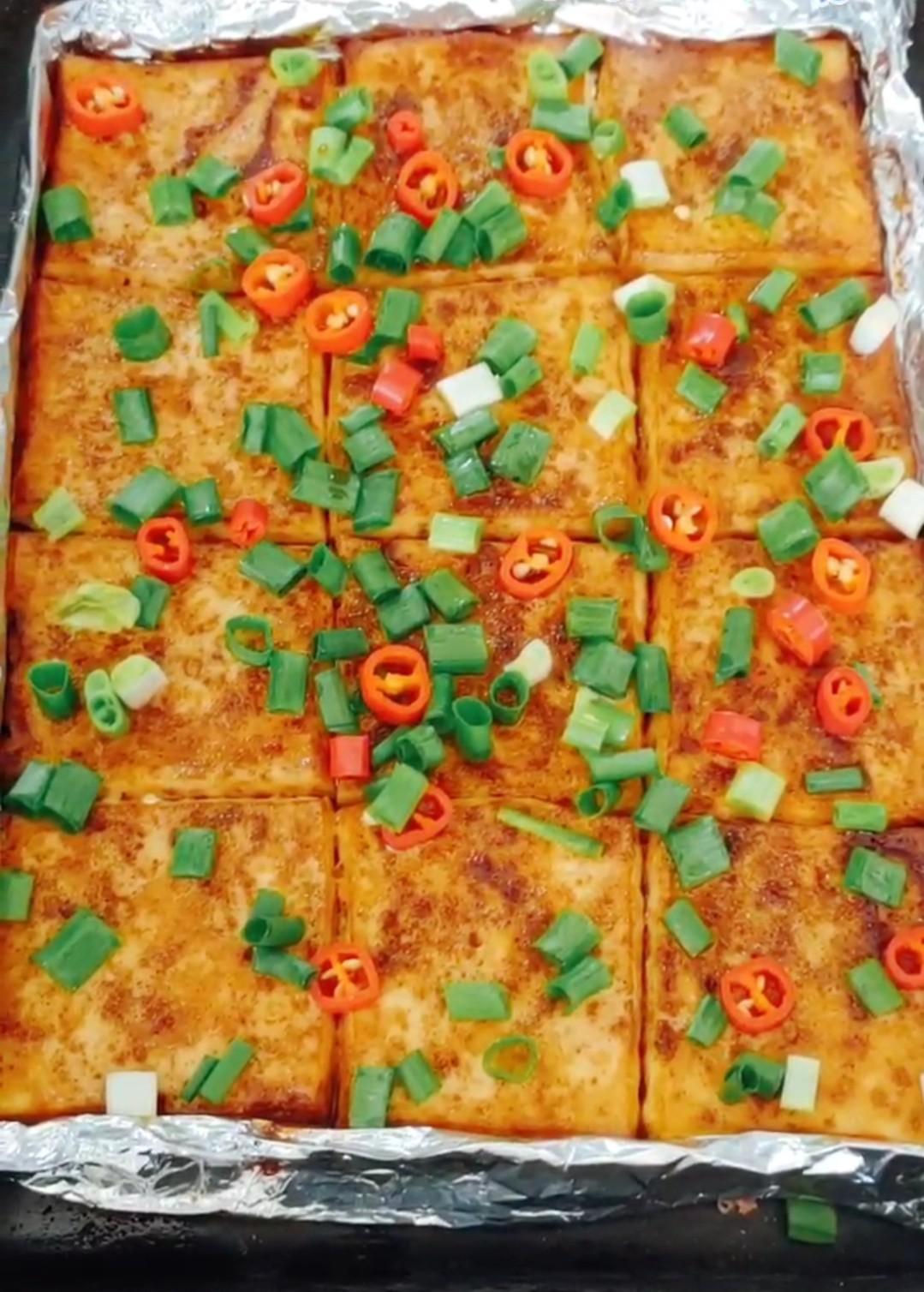 烤豆腐的做法-香辣味烤菜譜-易網健康養生網 烤豆腐的做法-香辣味烤菜譜