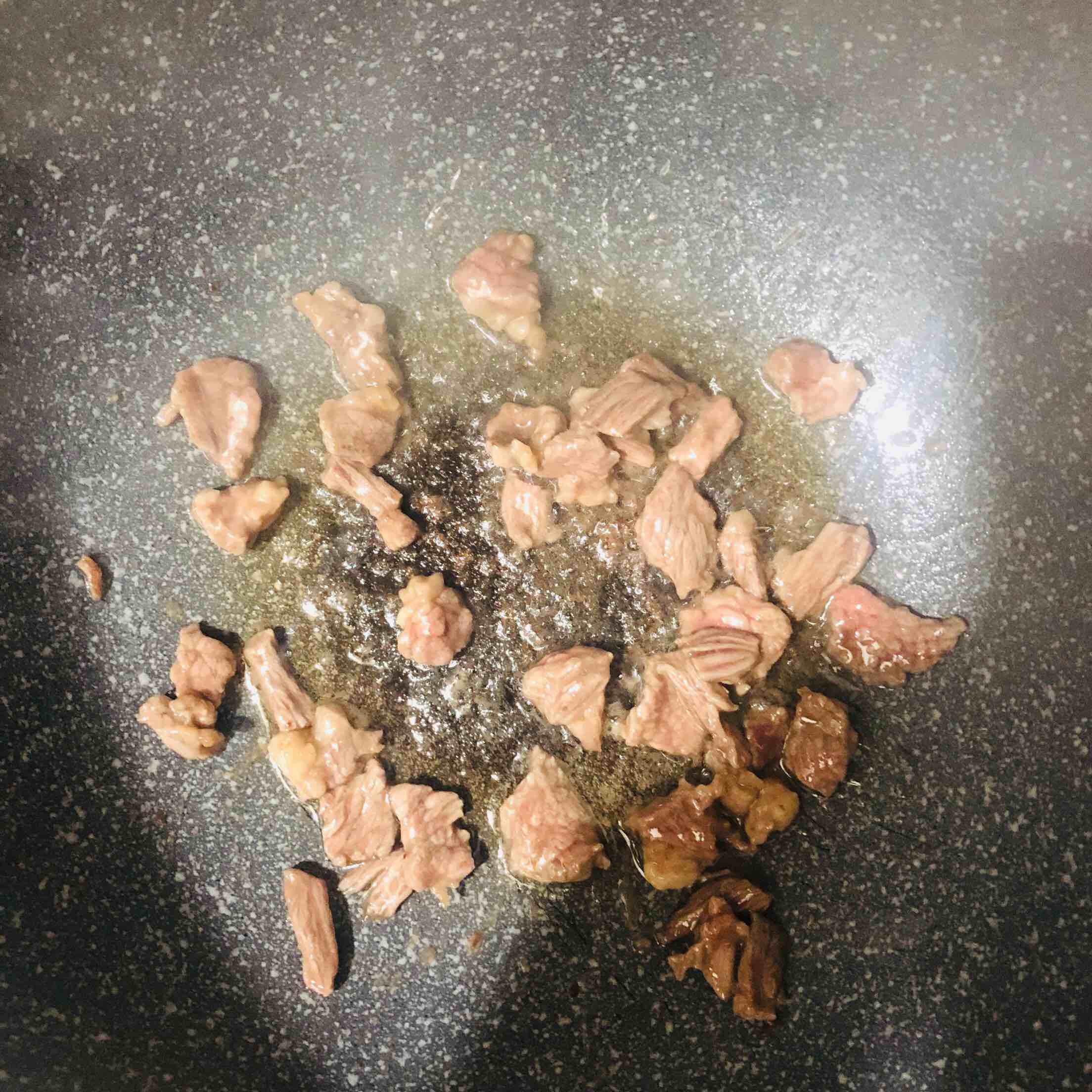 時(shí)蔬炒牛肉的做法-醬香味炒菜譜