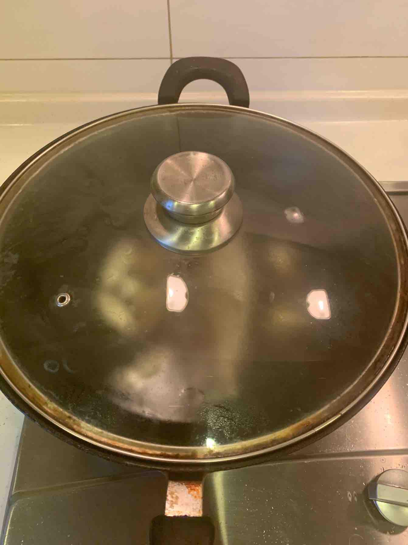 奶白鯽魚豆腐湯的做法-咸鮮味煮菜譜