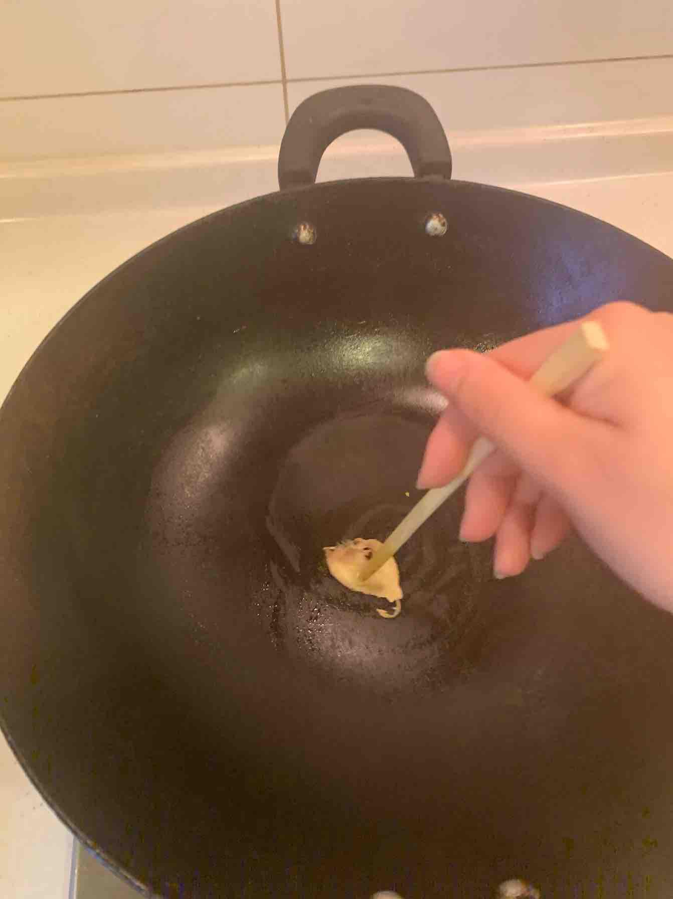 奶白鯽魚豆腐湯的做法-咸鮮味煮菜譜