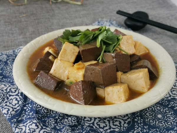 鴛鴦豆腐的做法-家常味炒菜譜-易網(wǎng)健康養(yǎng)生網(wǎng) 鴛鴦豆腐的做法-家常味炒菜譜