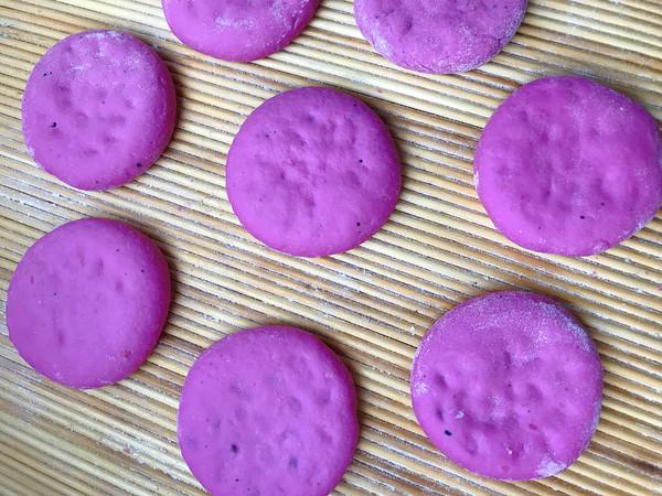 火龍果餡餅的做法-果味烙菜譜-易網(wǎng)健康養(yǎng)生網(wǎng) 火龍果餡餅的做法-果味烙菜譜