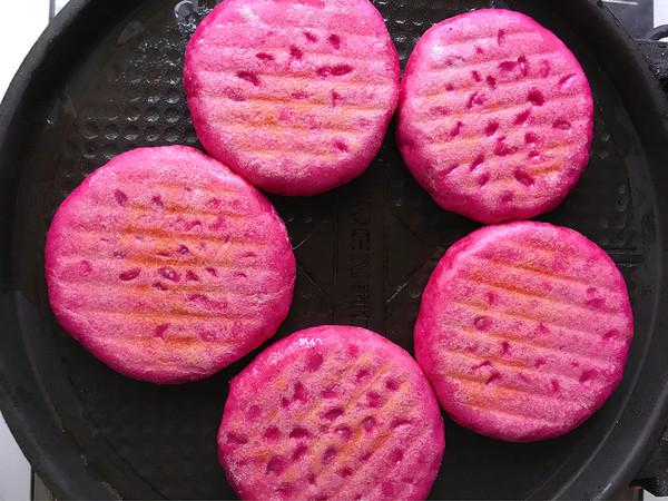 火龍果餡餅的做法-果味烙菜譜-易網(wǎng)健康養(yǎng)生網(wǎng) 火龍果餡餅的做法-果味烙菜譜