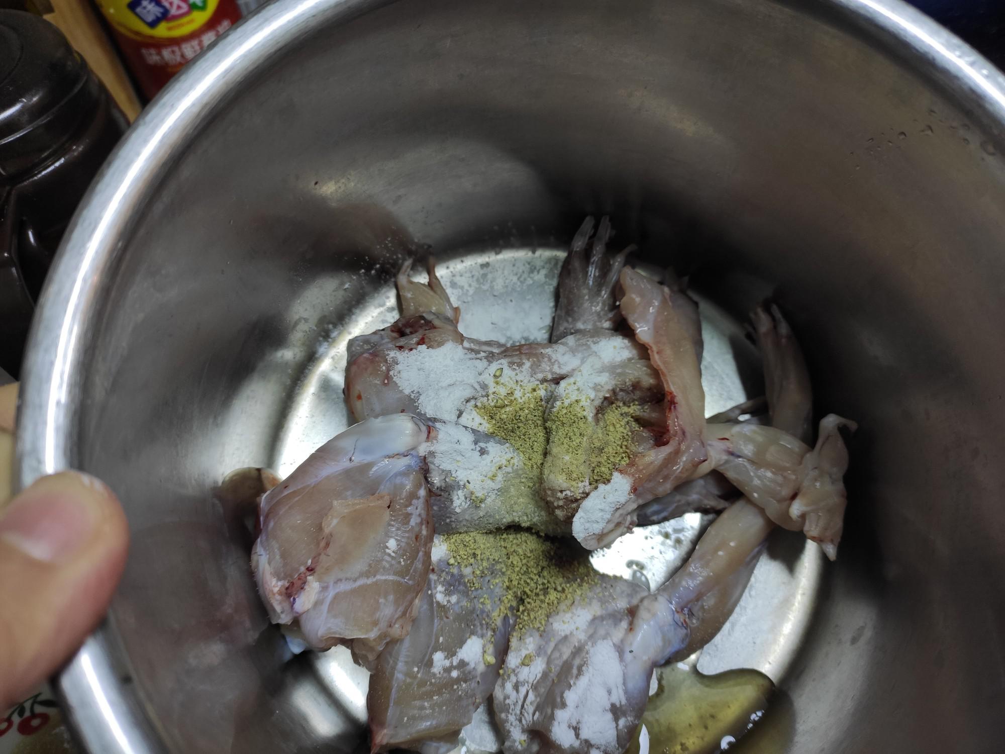 麻辣田雞！秒殺飯店！吃到撐的做法-香辣味煮菜譜