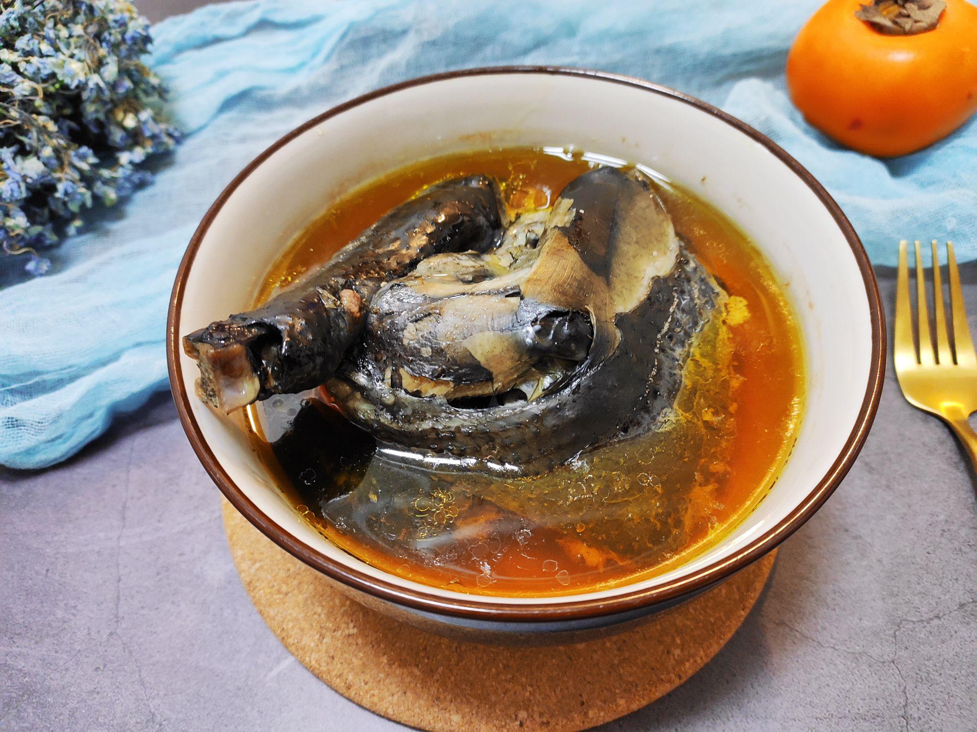 老酒燉烏雞，滋補好湯的做法-家常味燉菜譜