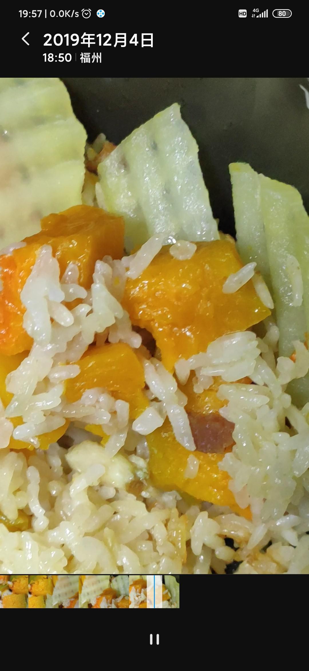 臘肉南瓜燜飯的做法-家常味煮菜譜