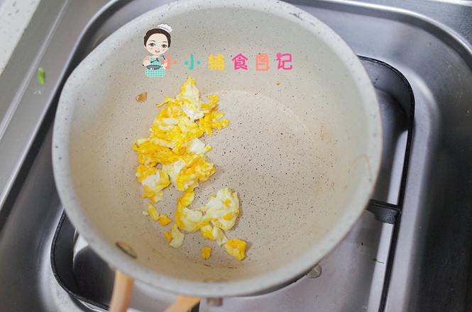 12個(gè)月以上三文魚炒飯的做法-家常味炒菜譜
