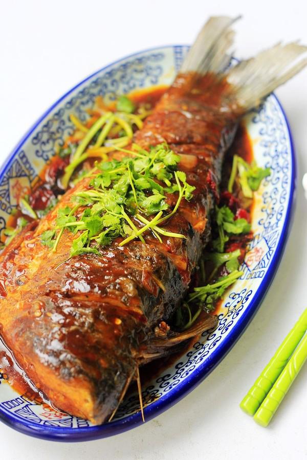 辣椒醬燒魚的做法-家常味燒菜譜