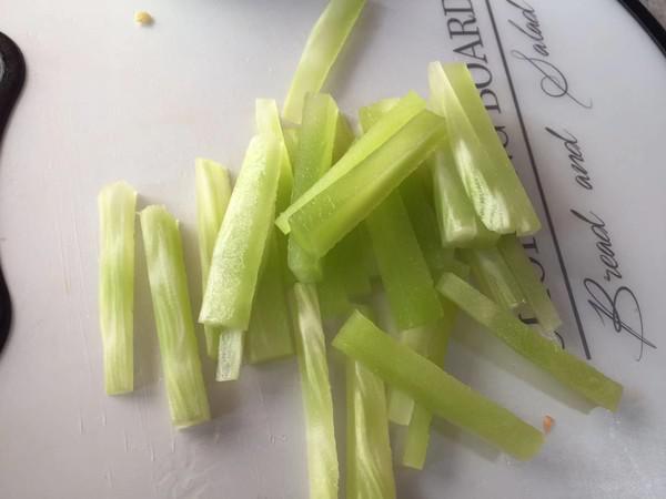 酸湯魚片的做法-酸辣味煮菜譜-易網健康養生網 酸湯魚片的做法-酸辣味煮菜譜