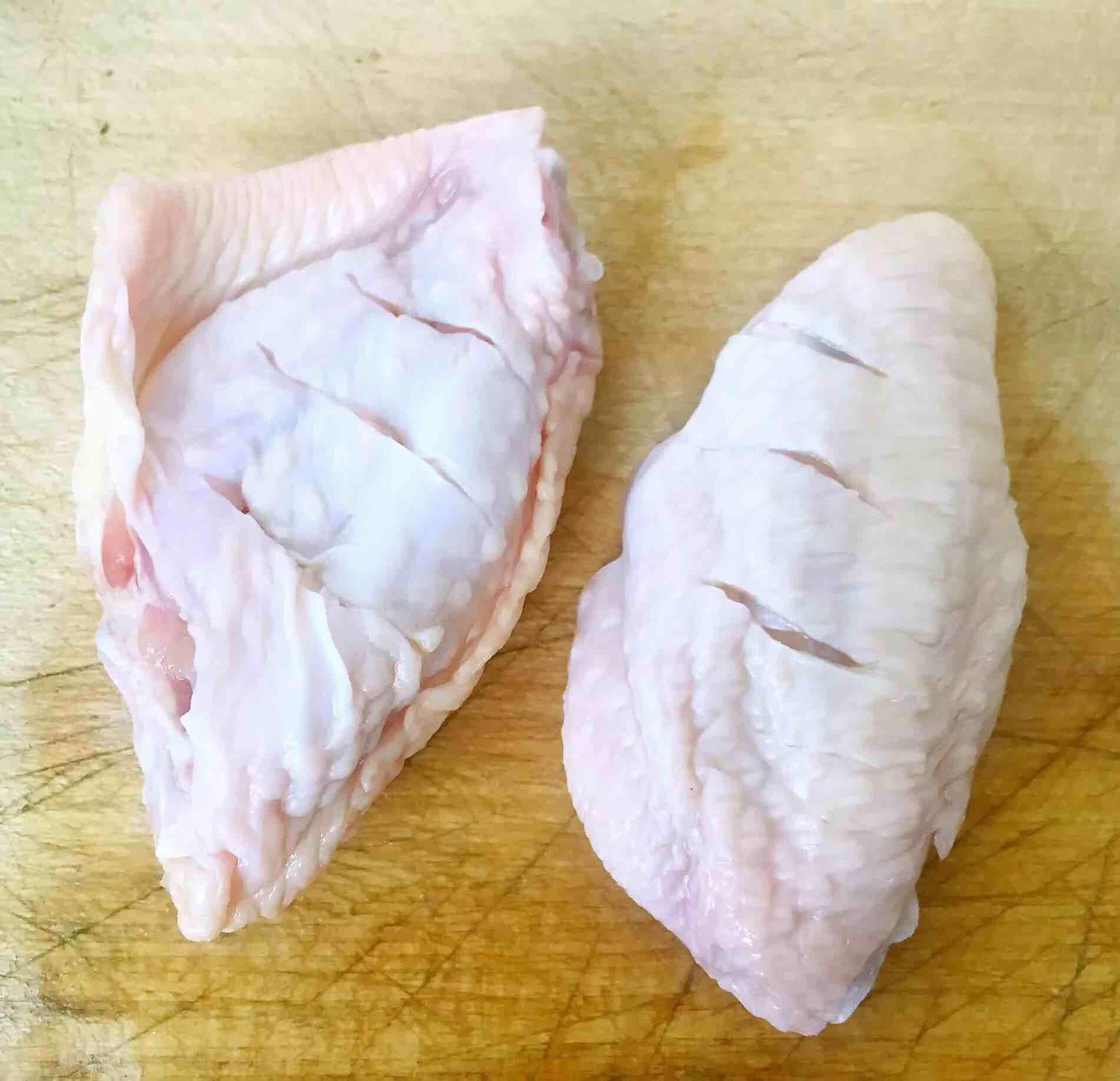 香酥炸雞翅的做法-家常味炸菜譜