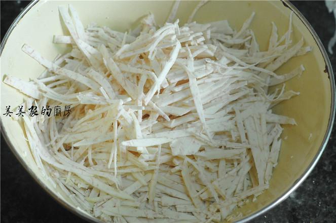 酥香香芋絲的做法-咸鮮味炸菜譜