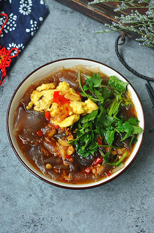 紅薯粉皮的做法-香辣味燒菜譜