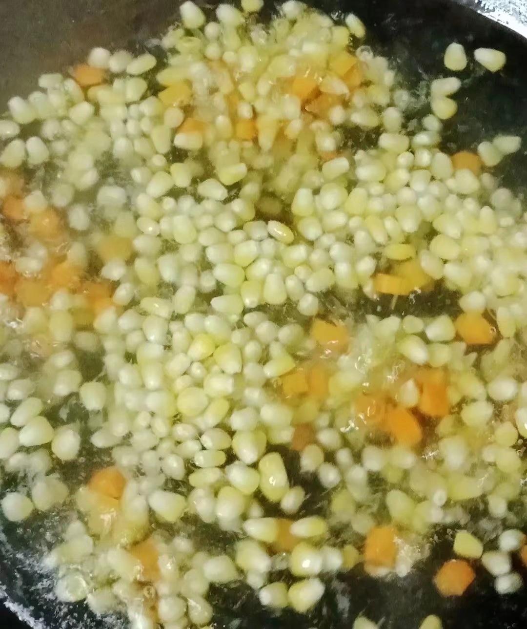 玉米炒肉沫的做法-家常味炒菜譜