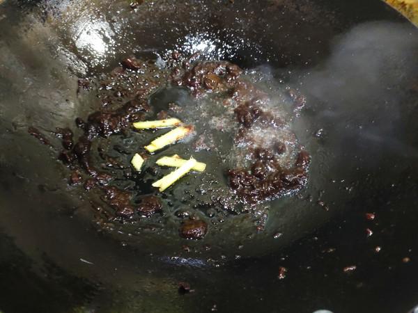 醬爆蒜香牛肚的做法-醬香味炒菜譜