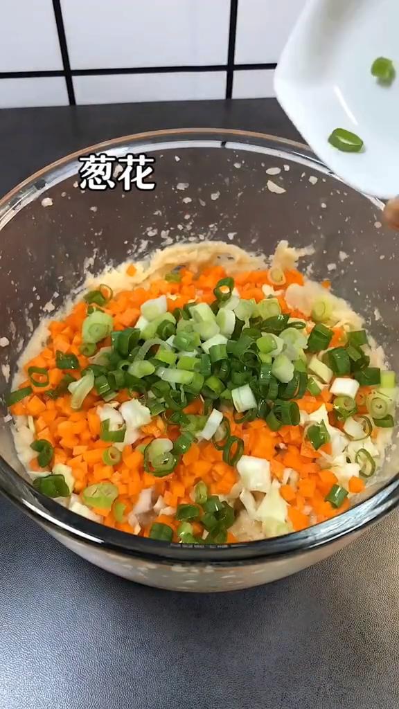 蝦餅的做法-家常味炸菜譜