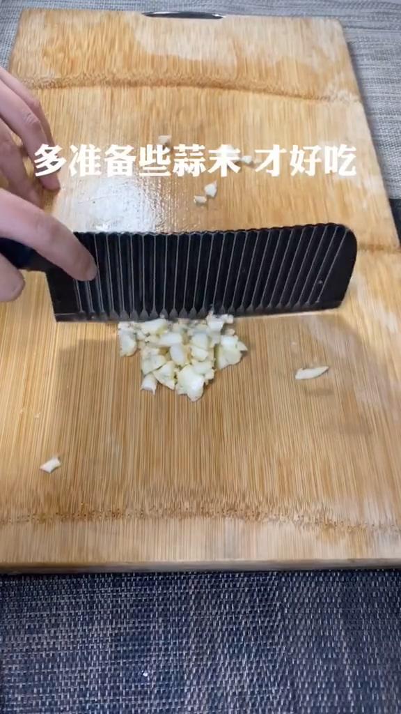 油燜大蝦的做法-家常味燜菜譜