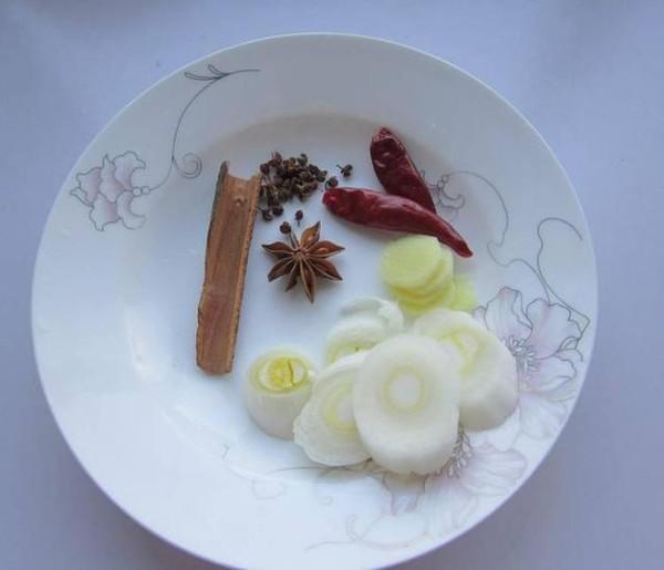 干豆角紅燒肉的做法-家常味燒菜譜-易網健康養生網 干豆角紅燒肉的做法-家常味燒菜譜