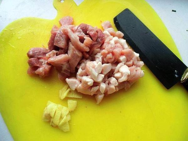 小米肉丸子的做法-家常味蒸菜譜