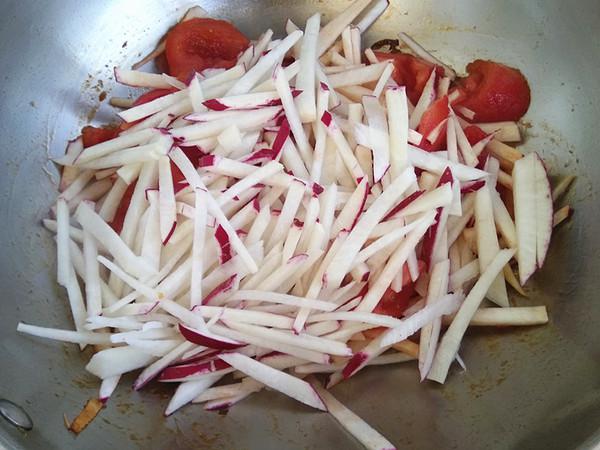 旱蘿卜燒番茄的做法-茄汁味燒菜譜