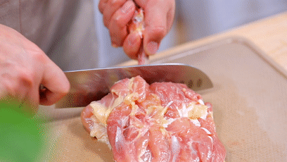 鮮蘑蒸雞腿肉 寶寶輔食食譜的做法-家常味蒸菜譜-易網健康養生網 鮮蘑蒸雞腿肉 寶寶輔食食譜的做法-家常味蒸菜譜