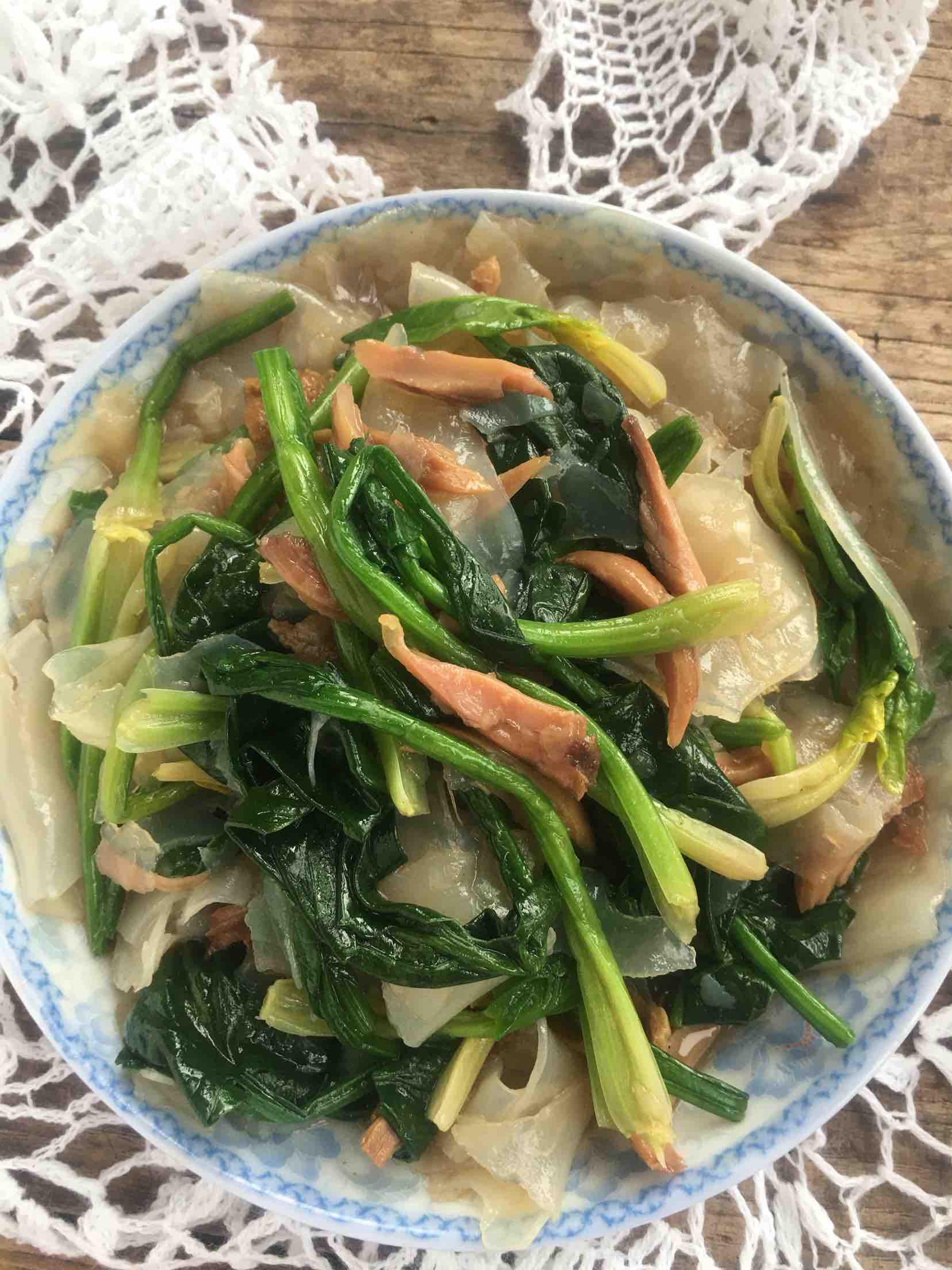 涼拌菠菜雞絲粉皮的做法-家常味拌菜譜