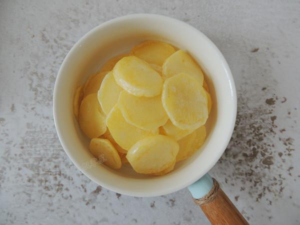 涼拌土豆片的做法-家常味拌菜譜