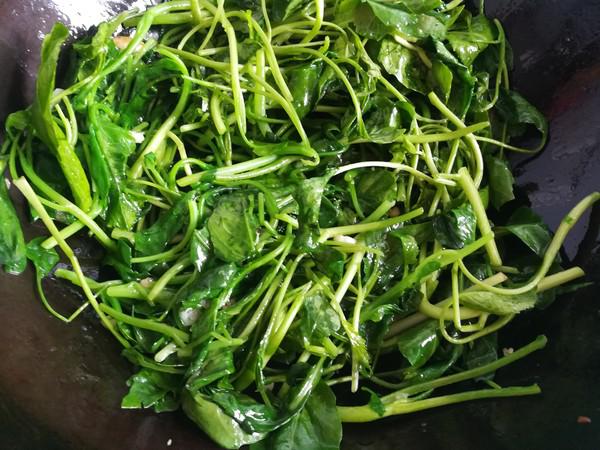 清炒芥藍的做法-家常味炒菜譜-易網(wǎng)健康養(yǎng)生網(wǎng) 清炒芥藍的做法-家常味炒菜譜