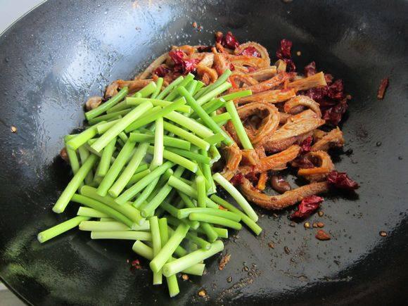 干鍋牛肚的做法-香辣味炒菜譜