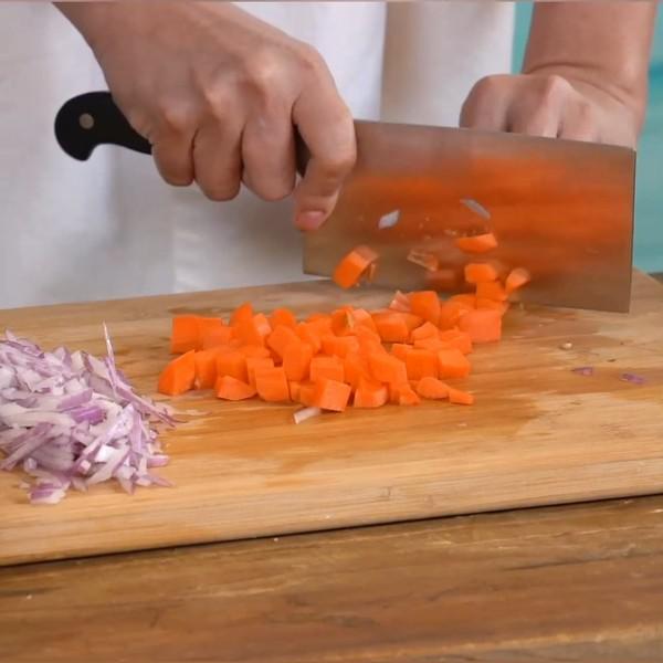 戴軍下廚做湯小調壽喜鍋,超鮮的做法-咸鮮味煮菜譜