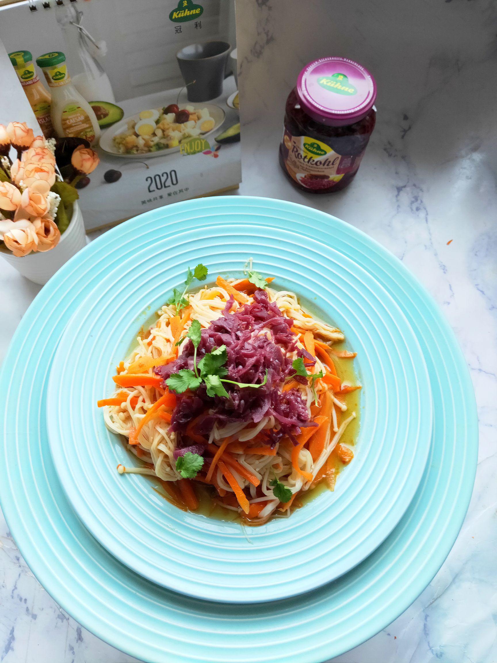 腌紅椰菜金針菇的做法-酸辣味拌菜譜