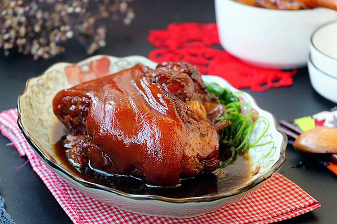 招財肘子的做法-其它口味燉菜譜