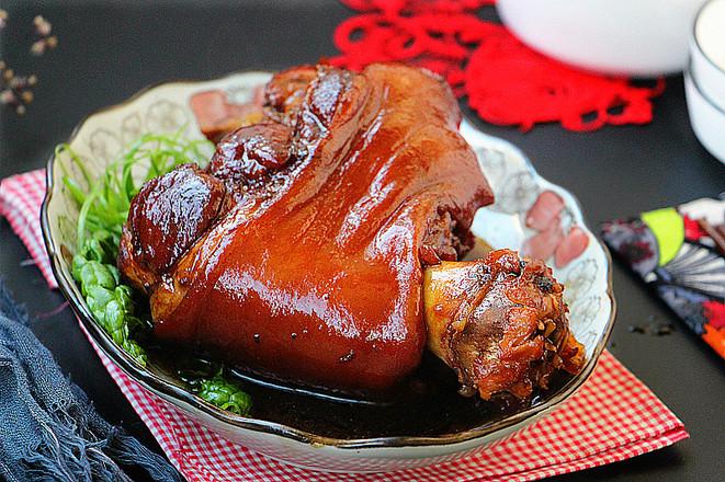 招財肘子的做法-其它口味燉菜譜