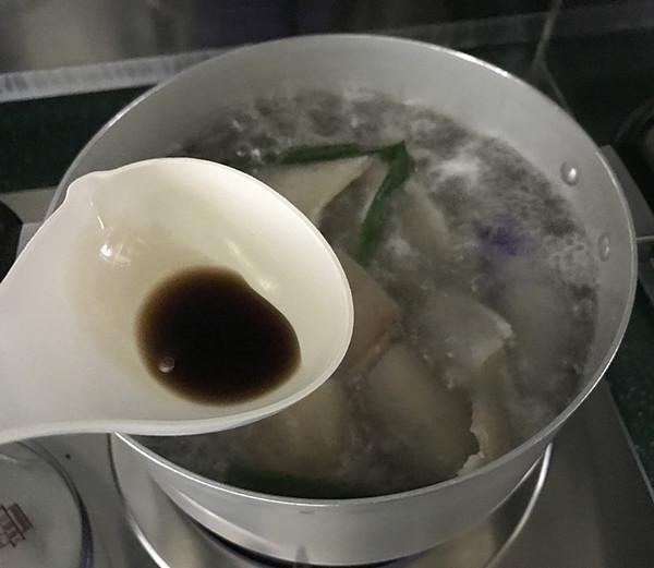 Q彈豬皮凍的做法-酸辣味凍菜譜-易網健康養生網 Q彈豬皮凍的做法-酸辣味凍菜譜