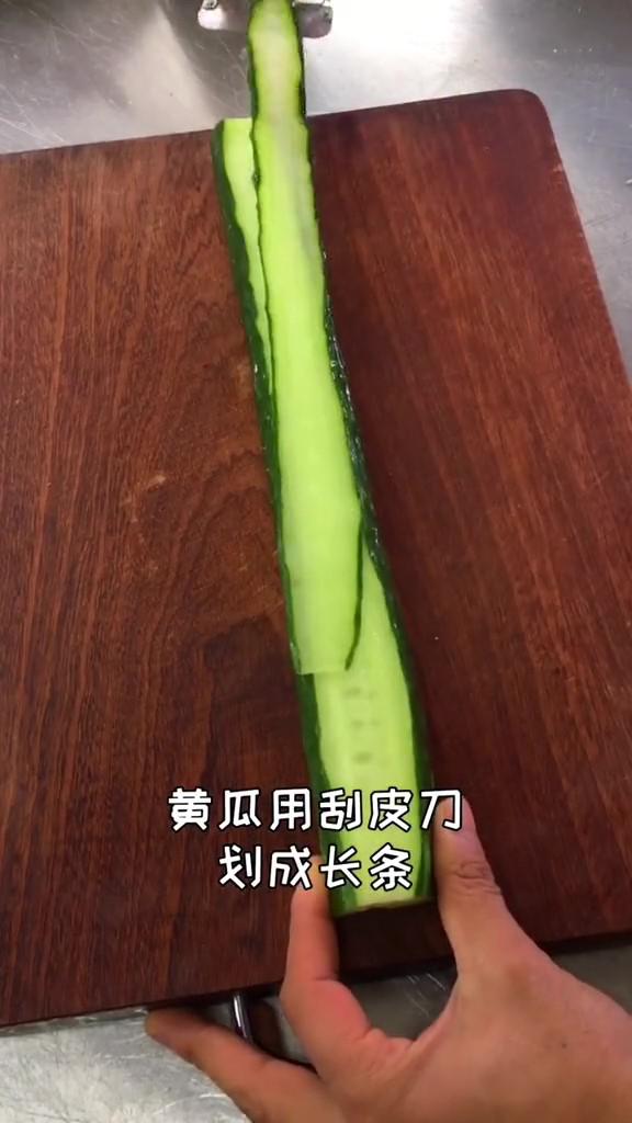 年夜飯菜之涼拌皮蛋的做法-家常味拌菜譜