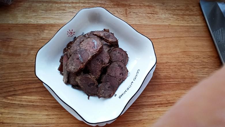 醬牛肉的做法-醬香味煮菜譜