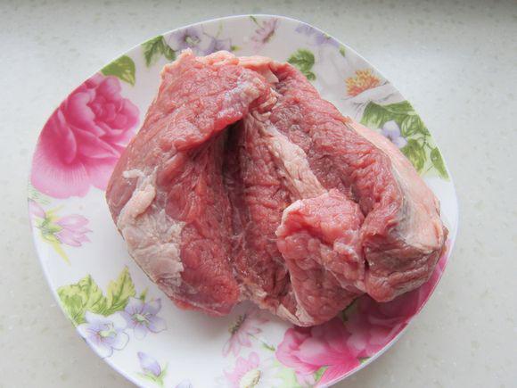 紅燒牛肉的做法-家常味燒菜譜-易網<a href=http://m.henggaotouzi.com/ target=_blank class=infotextkey>健康養生</a>網 紅燒牛肉的做法-家常味燒菜譜