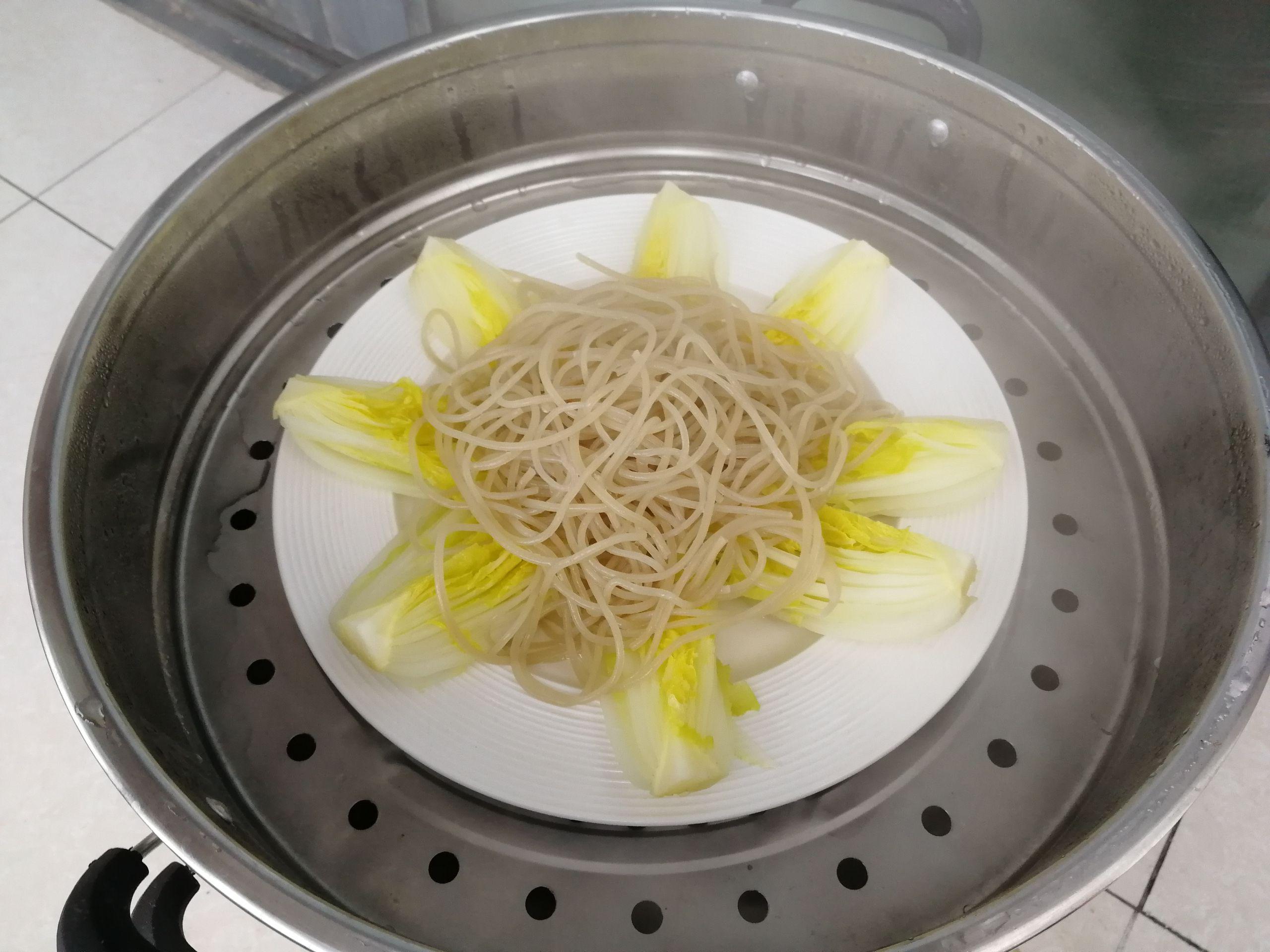 娃娃菜蒸粉絲的做法-咸鮮味蒸菜譜