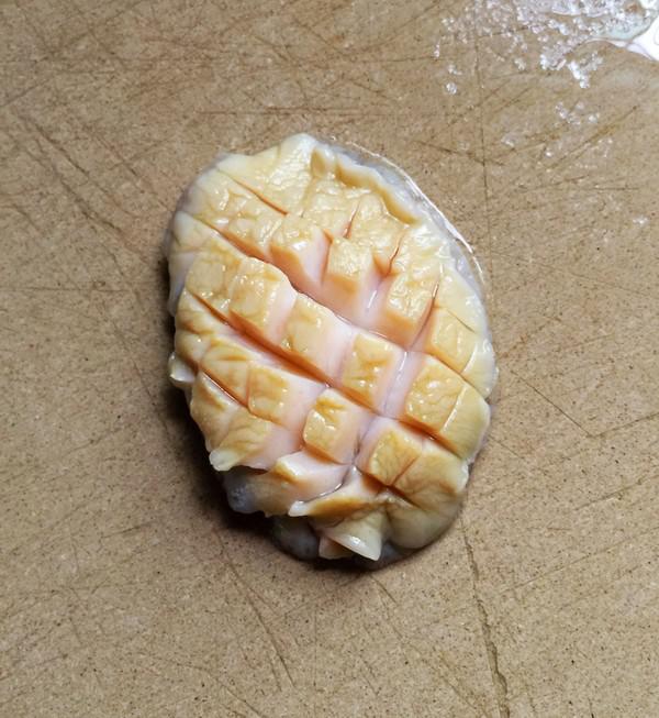 金銀蒜蒸鮑魚(yú)的做法-蒜香味蒸菜譜