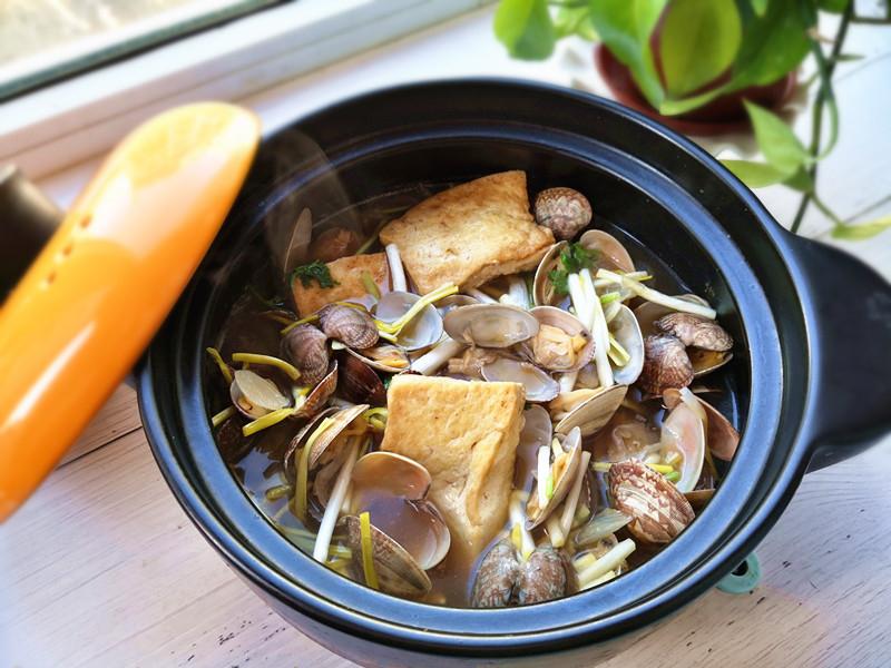 花蛤豆腐鍋的做法-家常味燉菜譜